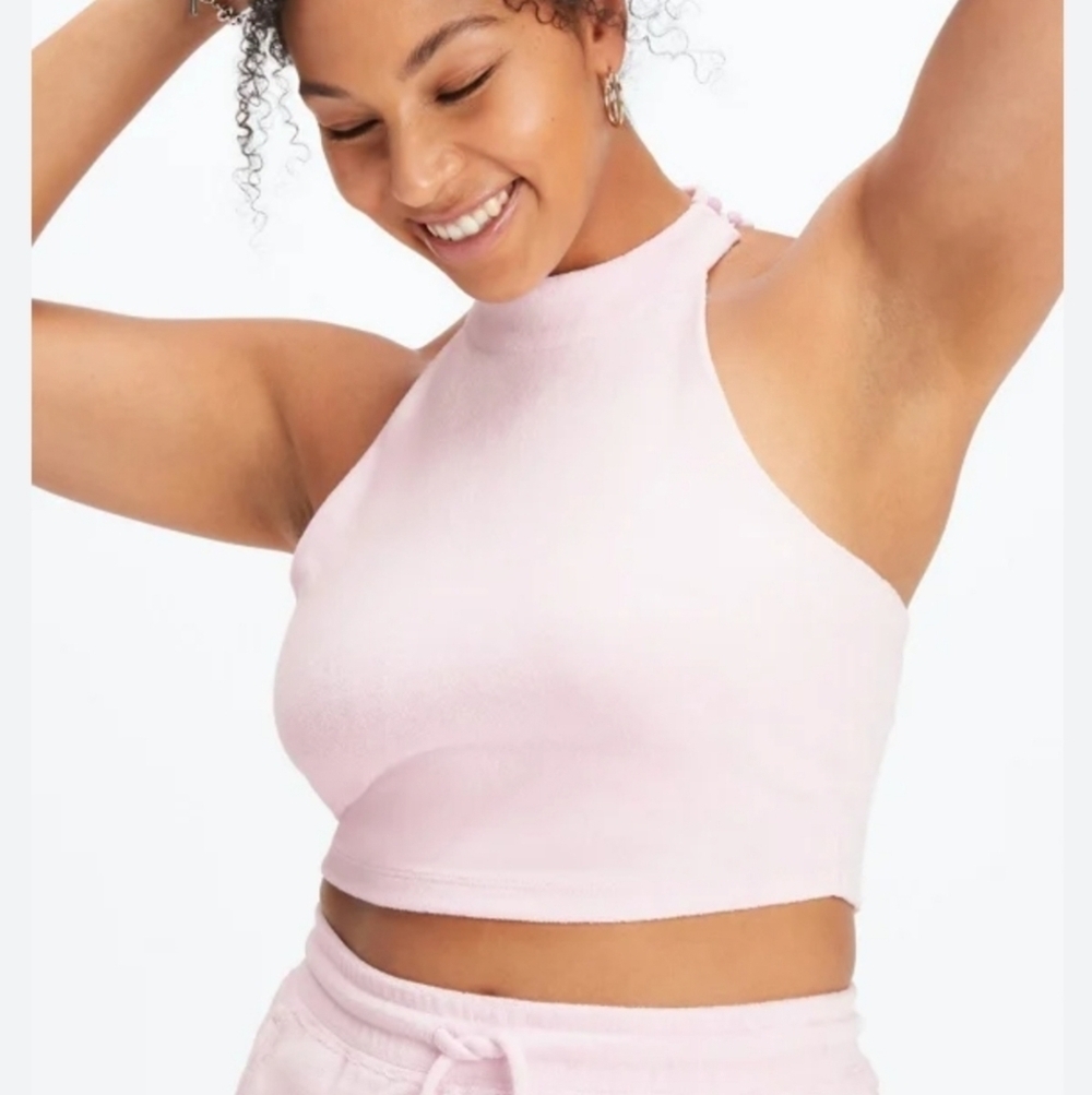 Fabletics Built-in Bra Tank fitted silhouette Cropped mock neck Pink size XL